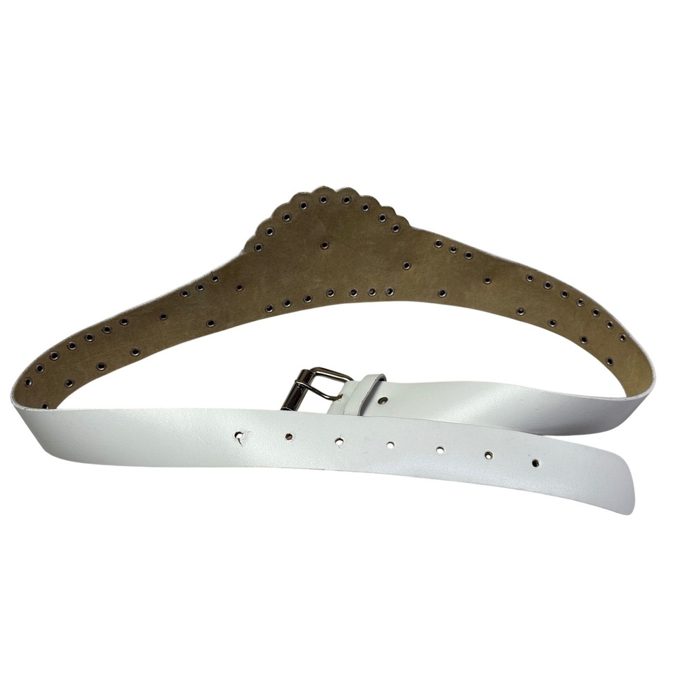 White Bonded Leather Western Concho V-Shape Studded Belt Made in USA Small - Picture 3 of 5